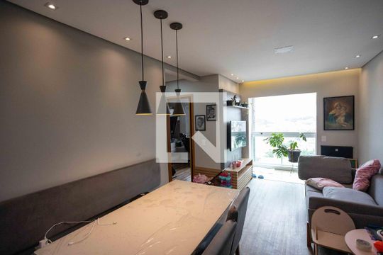 Apartamento para alugar com 2 quartos, 54m² em Vila Euro, São Bernardo do Campo