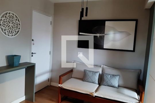 Sala de apartamento à venda com 1 quarto, 31m² em Santa Teresinha, São Paulo