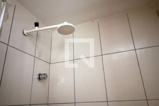 Banheiro de apartamento à venda com 2 quartos, 48m² em Colégio, Rio de Janeiro