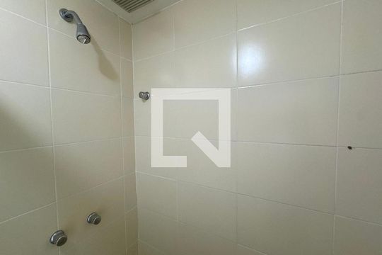 Banheiro Social de casa de condomínio à venda com 3 quartos, 112m² em Vargem Grande, Rio de Janeiro