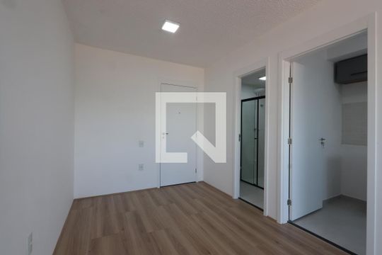 Sala/Quarto de kitnet/studio para alugar com 1 quarto, 28m² em Vila Independencia, São Paulo