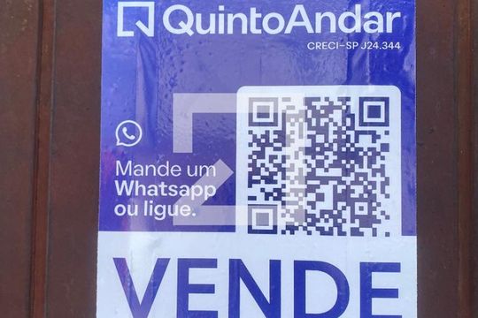 Casa à venda com 4 quartos, 220m² em Vila Araguaia, São Paulo