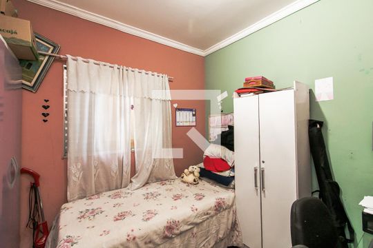 Quarto 1 de casa à venda com 4 quartos, 220m² em Vila Araguaia, São Paulo
