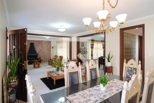 Sala de casa à venda com 4 quartos, 585m² em Jardim Sao Caetano, São Caetano do Sul