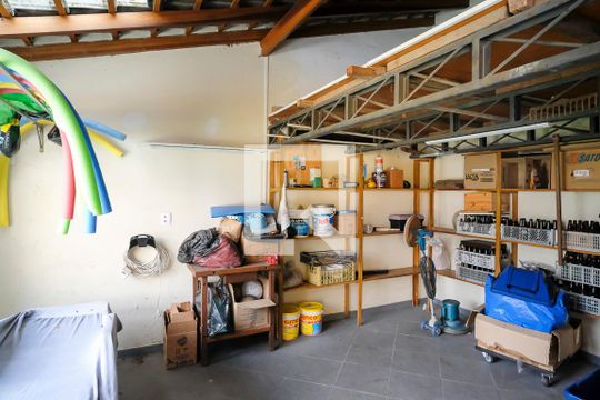 Depósito de casa à venda com 4 quartos, 585m² em Jardim Sao Caetano, São Caetano do Sul