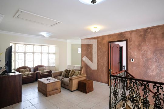 Sala de TV de casa à venda com 4 quartos, 585m² em Jardim Sao Caetano, São Caetano do Sul
