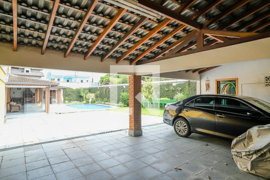 Garagem de casa à venda com 4 quartos, 585m² em Jardim Sao Caetano, São Caetano do Sul