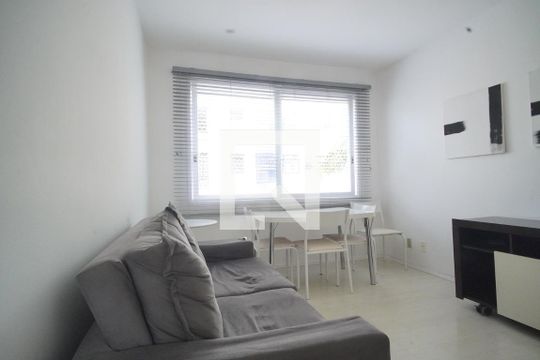 Sala de apartamento à venda com 1 quarto, 45m² em Auxiliadora, Porto Alegre