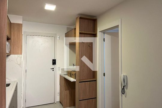 Sala e Cozinha Integrada de apartamento para alugar com 1 quarto, 24m² em Água Branca, São Paulo