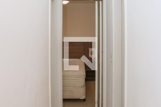 Corredor de apartamento para alugar com 2 quartos, 50m² em Vila Leopoldina, São Paulo