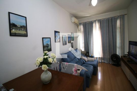 Sala de apartamento para alugar com 3 quartos, 80m² em Vila da Penha, Rio de Janeiro