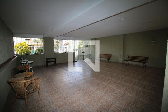 Área comum de apartamento para alugar com 3 quartos, 80m² em Vila da Penha, Rio de Janeiro