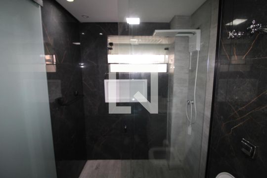 Banheiro de apartamento à venda com 2 quartos, 59m² em Santana, São Paulo
