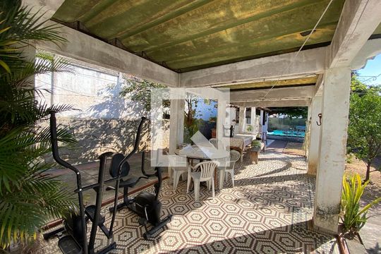 Quintal de casa à venda com 4 quartos, 1147m² em Engenho de Dentro, Rio de Janeiro