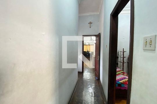Corredor de casa para alugar com 4 quartos, 1147m² em Engenho de Dentro, Rio de Janeiro