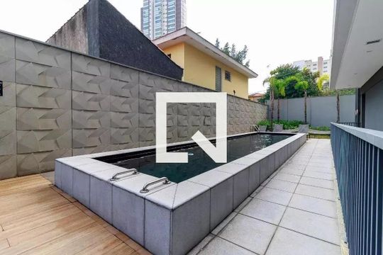 Área comum - Piscina de kitnet/studio para alugar com 1 quarto, 28m² em Jardim das Acacias, São Paulo