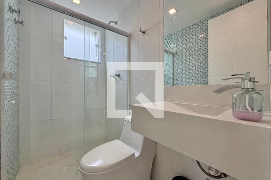 Banheiro da Suíte 3 de casa de condomínio à venda com 6 quartos, 300m² em Recreio dos Bandeirantes, Rio de Janeiro