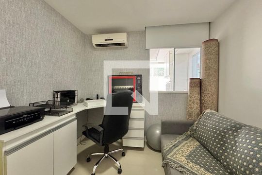 Quarto / Escritório de casa de condomínio à venda com 6 quartos, 300m² em Recreio dos Bandeirantes, Rio de Janeiro