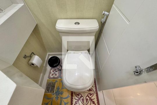 Lavabo de casa de condomínio à venda com 6 quartos, 300m² em Recreio dos Bandeirantes, Rio de Janeiro