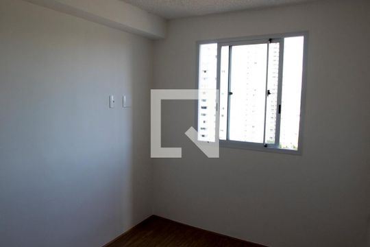 Quarto 1 de apartamento à venda com 1 quarto, 28m² em Parque Industrial Tomas Edson, São Paulo