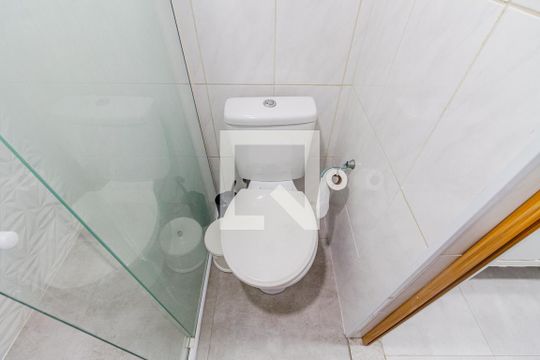 Banheiro de casa à venda com 1 quarto, 40m² em Pinheiros, São Paulo
