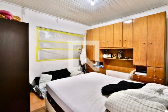 Quarto 2 de casa à venda com 2 quartos, 220m² em Vila Prudente, São Paulo