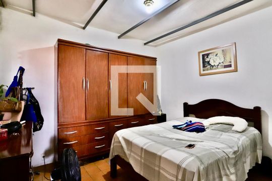 Quarto 1 de casa à venda com 2 quartos, 220m² em Vila Prudente, São Paulo