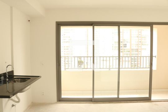 Kitnet/Studio à venda com 1 quarto, 27m² em Vila Romana, São Paulo