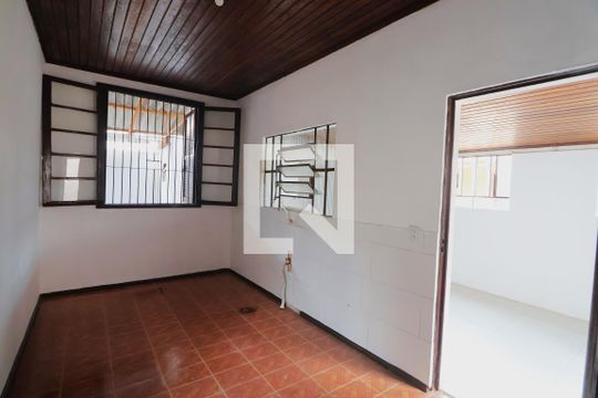 Cozinha de casa à venda com 2 quartos, 90m² em Fátima, Canoas