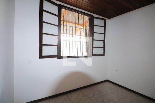 Quarto 1 de casa à venda com 2 quartos, 90m² em Fátima, Canoas