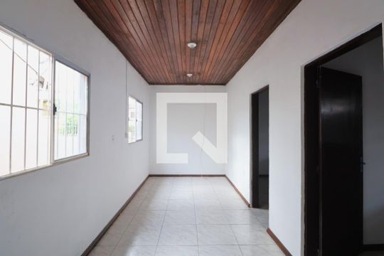 Sala de casa à venda com 2 quartos, 90m² em Fátima, Canoas