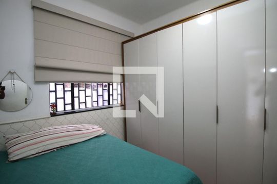 Quarto 1 de casa à venda com 3 quartos, 120m² em Olaria, Rio de Janeiro