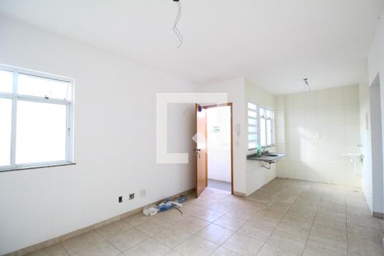 Sala de apartamento à venda com 2 quartos, 54m² em Pechincha, Rio de Janeiro