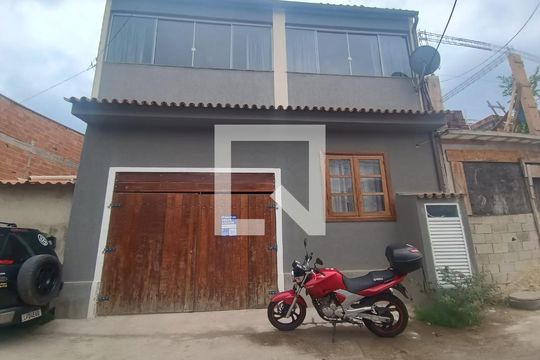 Fachada da Casa de casa para alugar com 2 quartos, 250m² em Vargem Grande, Rio de Janeiro