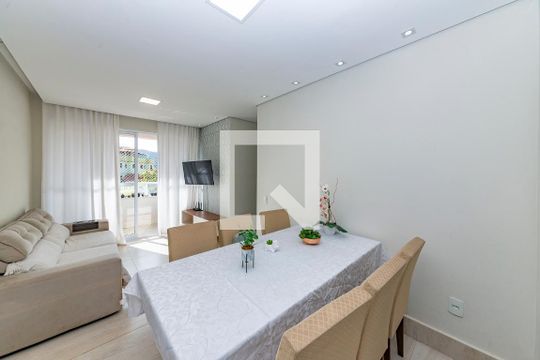 Sala de apartamento à venda com 3 quartos, 70m² em Palmeiras, Belo Horizonte