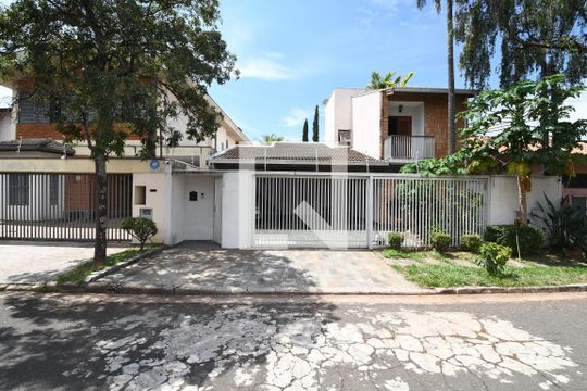 Fachada de casa à venda com 5 quartos, 288m² em Vila Brandina, Campinas