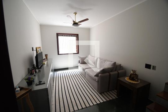 Sala TV de casa à venda com 5 quartos, 288m² em Vila Brandina, Campinas