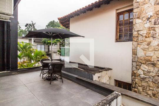 Varanda de casa de condomínio à venda com 4 quartos, 300m² em Alphaville, Santana de Parnaíba