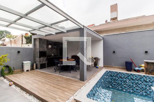 Vista da Sala de casa de condomínio à venda com 4 quartos, 300m² em Alphaville, Santana de Parnaíba