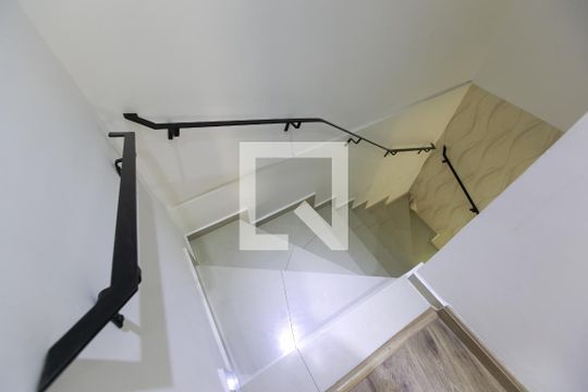 Escada de casa de condomínio à venda com 2 quartos, 81m² em Itaquera, São Paulo