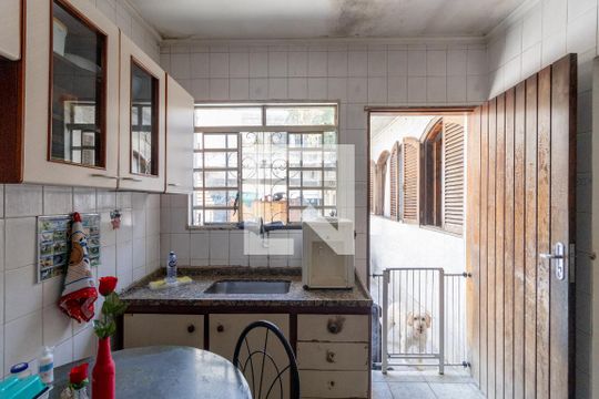 Casa 1 - Cozinha de casa à venda com 2 quartos, 100m² em Burgo Paulista, São Paulo