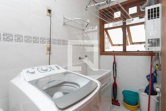 Lavanderia de apartamento à venda com 2 quartos, 65m² em São João, Porto Alegre