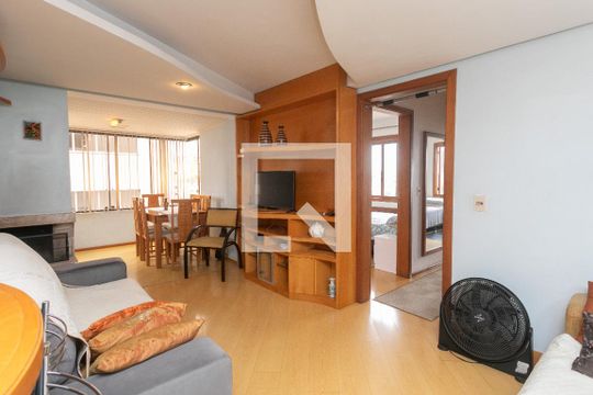 Sala de apartamento à venda com 2 quartos, 65m² em São João, Porto Alegre