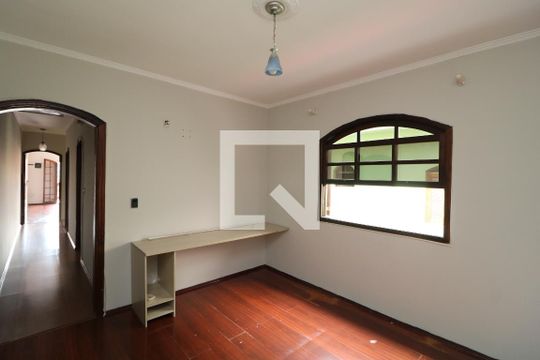 Quarto de casa à venda com 3 quartos, 192m² em Jardim Santa Adelia, São Paulo