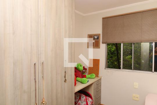 Quarto 1 de apartamento para alugar com 3 quartos, 50m² em Cidade Líder, São Paulo