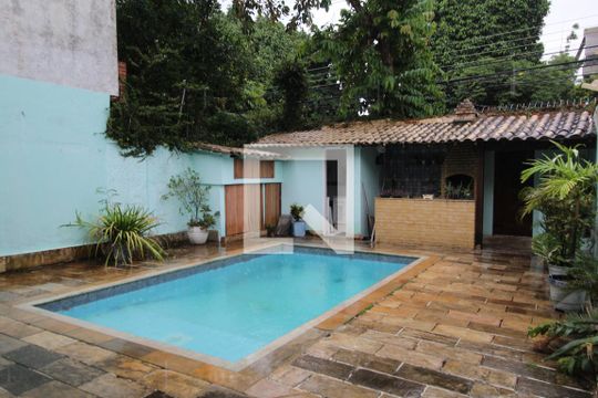 Quintal de casa à venda com 4 quartos, 367m² em Taquara, Rio de Janeiro