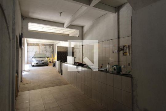 Garagem de casa à venda com 3 quartos, 270m² em Serrano, Belo Horizonte