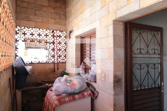 Área de Serviço de casa à venda com 3 quartos, 270m² em Serrano, Belo Horizonte