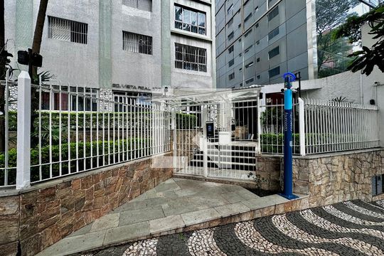 Fachada de apartamento à venda com 3 quartos, 147m² em Santo Amaro, São Paulo