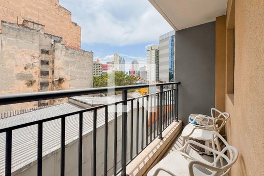 Varanda de kitnet/studio à venda com 1 quarto, 26m² em Liberdade, São Paulo